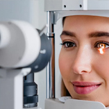 تعیین نمره چشم توسط اپتومتریست فاطمه طاهری